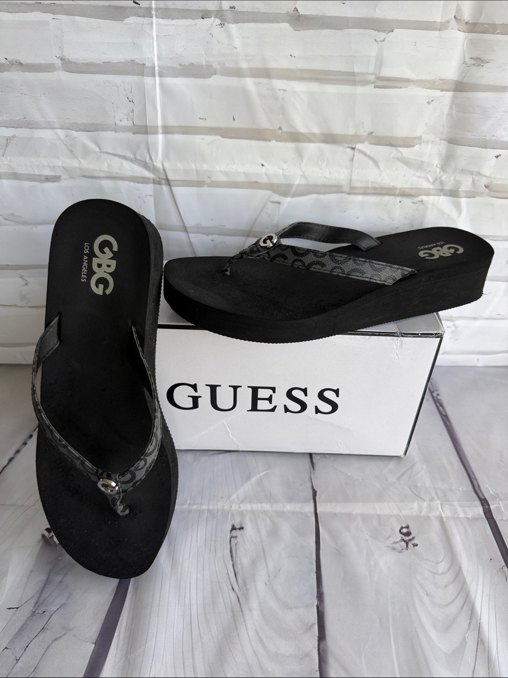 GBG Los Angeles Black Platform Flip Flop Wedge Sandals